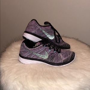 NIKE flynit lunar 3